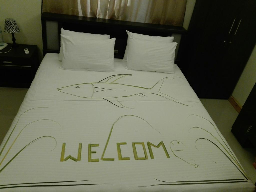 Fulhadhoo Inn Экстерьер фото
